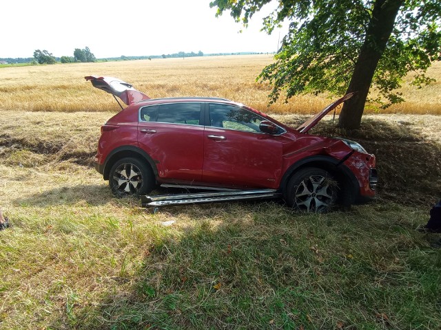 Wypadek w Lasowicach Wielkich w powiecie kluczborskim. 24.07.2022r.