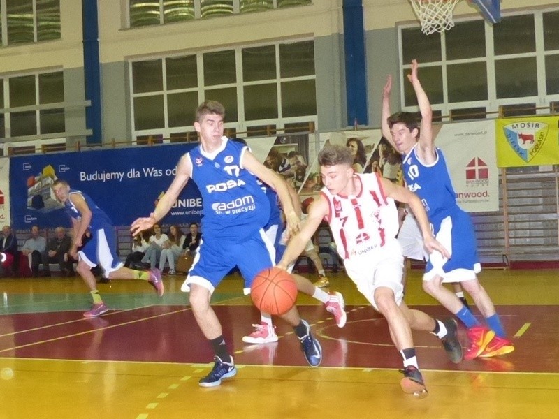 Tur Basket Bielsk Podlaski – Rosa Sport Radom 71:88 (zdjęcia)
