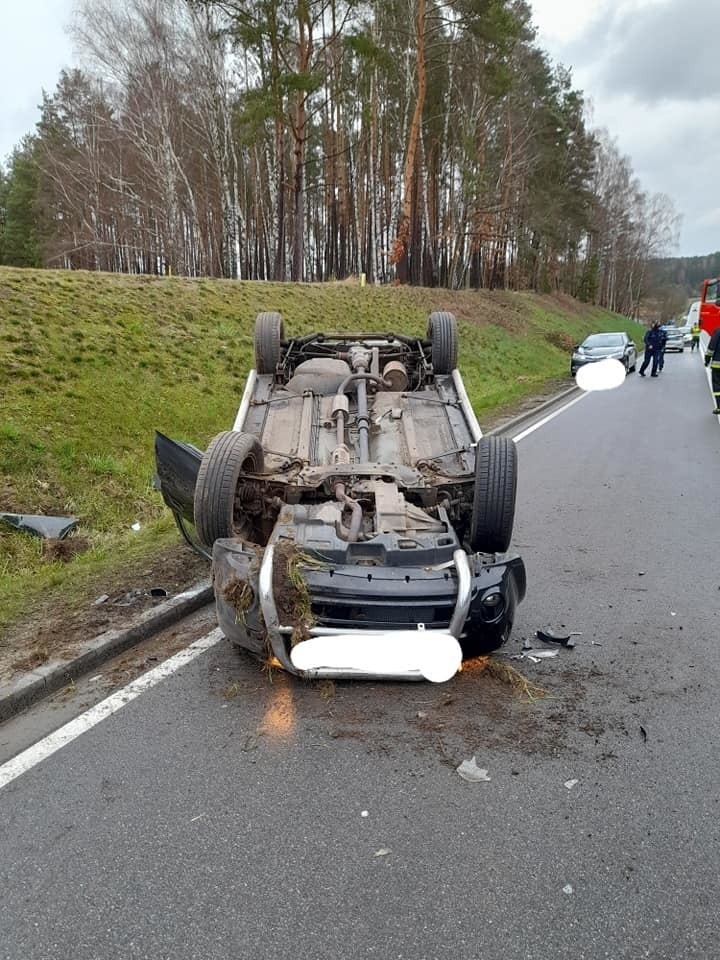 Dzisiaj (05.04.2021 r.) niedaleko wsi Gwieździn na drodze...