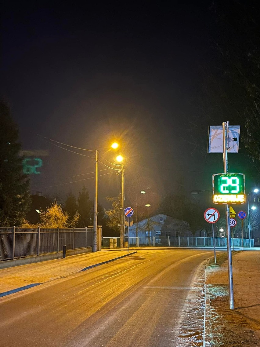 Prędkościomierze znajdują się m.in. przy ul. 3 Maja