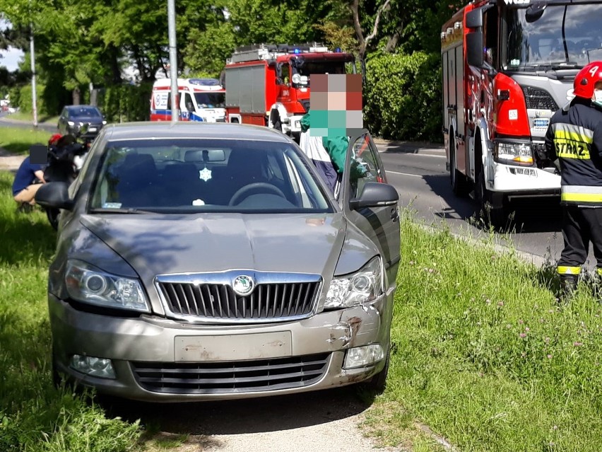 Wypadek BMW i skody w pobliżu Magnolii (ZDJĘCIA)