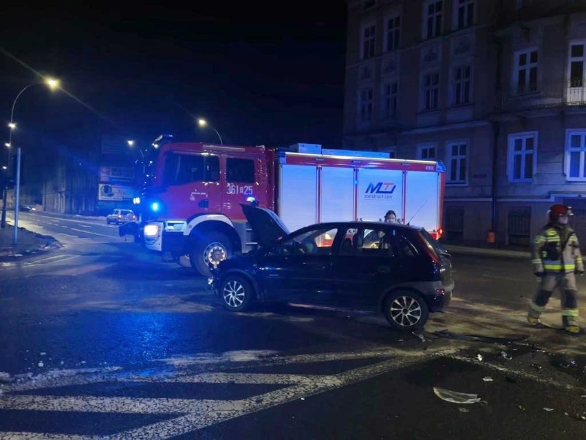 W Przemyślu ukraiński kierowca kii nie ustąpił pierwszeństwa i doprowadził do zderzenia z oplem [ZDJĘCIA]