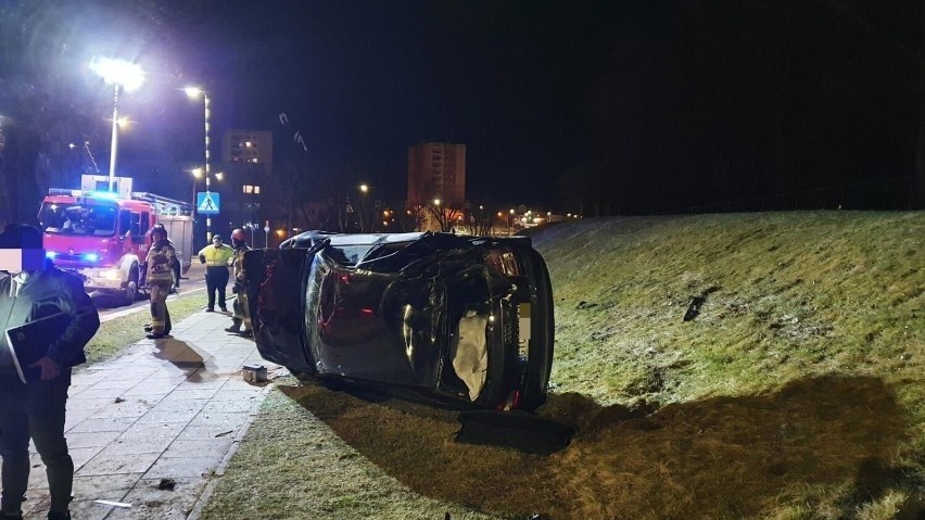 Groźny wypadek drogowy w Tczewie. Auto staranowało pieszych - zdjęcia