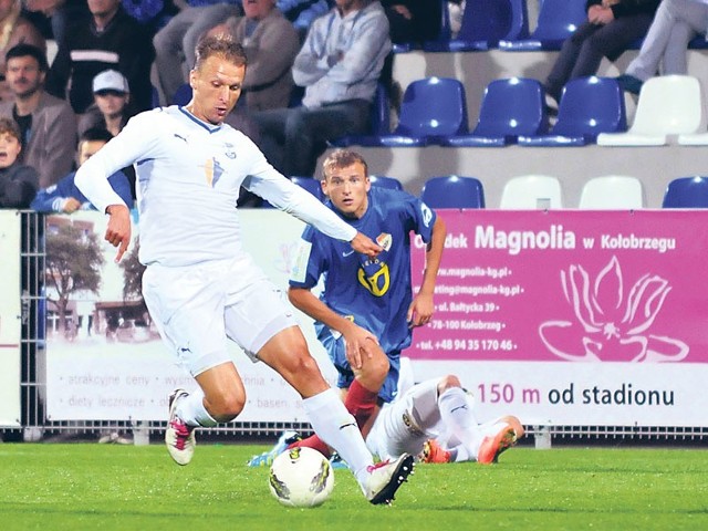 W ostatnim meczu u siebie, z Pogonią II Szczecin, Tomasz Parzy zdobył hat-tricka.