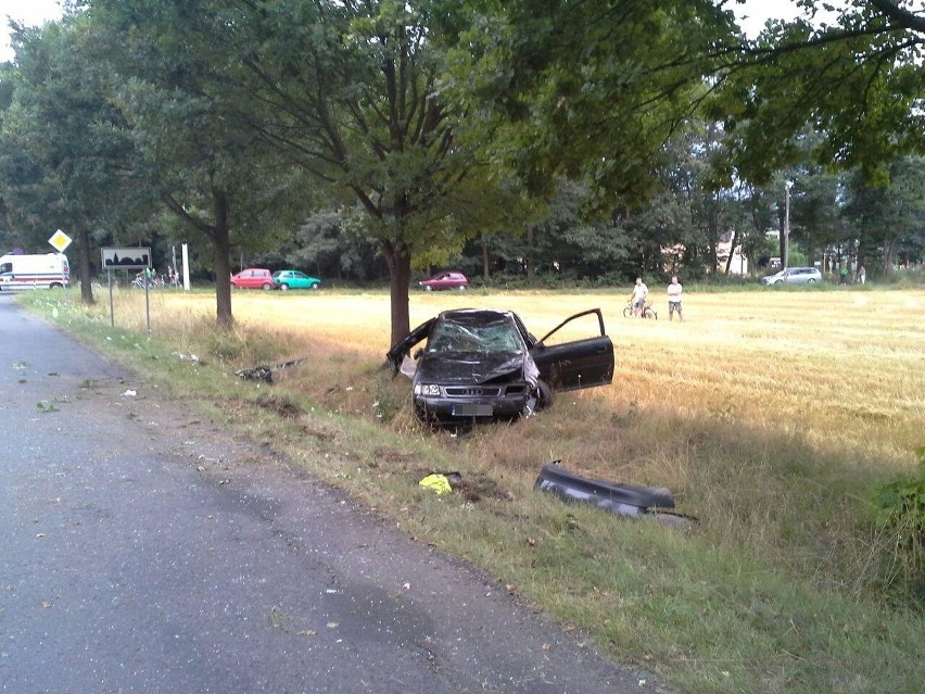 21-letni kierowca ranny w wypadku.