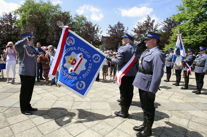 Święto policji w Łódzkiem. Tak wyglądały wojewódzkie obchody w Zgierzu [ZDJĘCIA]