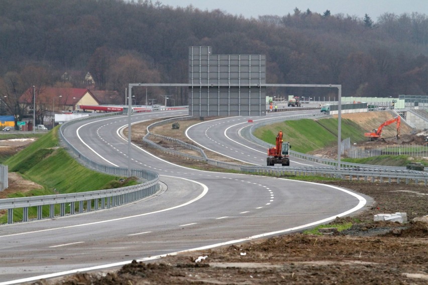 Droga S5 Wrocław - Prusice na kilkanaście dni przed...