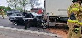 Wypadek osobówki i tira na drodze krajowej numer 94 w Olkuszu. Jedna osoba poszkodowana 