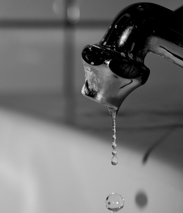 Zakaz spożywania wody bez uprzedniego przegotowania obowiązuje ok 27 tys mieszkańców gminy Strzelce Opolskie.