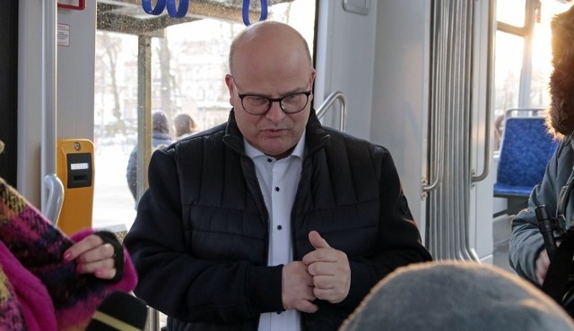 Prezydent Grudziądza w poniedziałek, 27 marca wsiądzie do autobusu linii nr 19 i będzie rozmawiał z pasażerami o mieście.