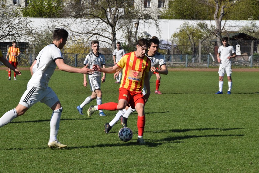 Korona Kielce przegrała z Legią Warszawa 1:2 w Centralnej Lidze Juniorów do 18 lat. Znowu cios w ostatniej minucie [ZDJĘCIA]