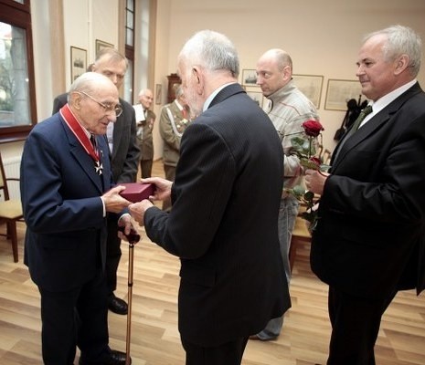 Piotr Hofman awansował na majora oraz odebrał Krzyż Komandorski Orderu Odznaczenia Polski.