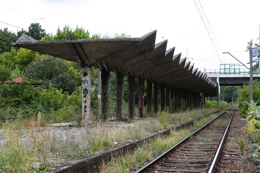 Chcą ratować wiatę na peronie Pogodno. Sprawdź pomysły architektów 