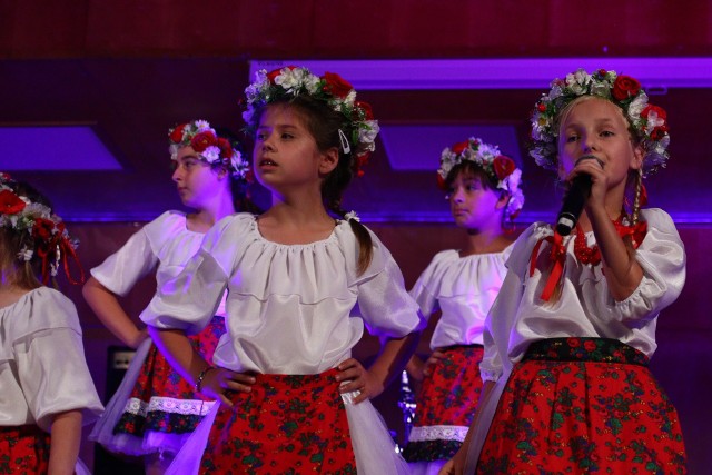 Profesjonalna scena, oświetlenie, nagłośnienie i kamery - to wszystko czekało na laureatów regionalnych plebiscytu "Pokaż talent" Nowej Trybuny Opolskiej.