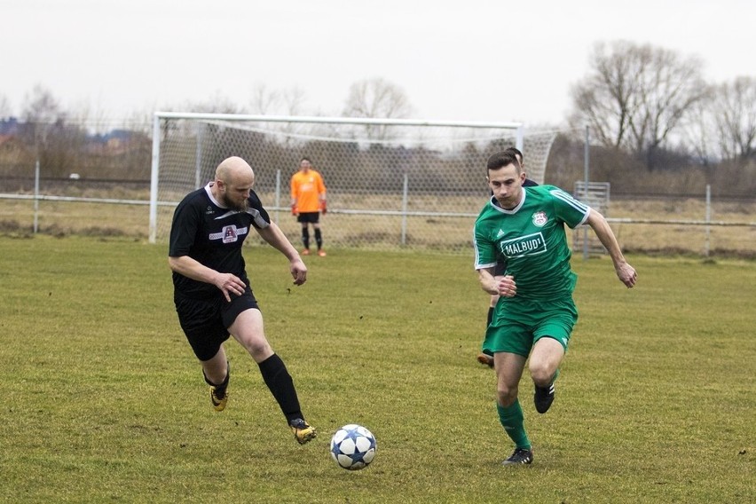 Partyzant Targowiska – Iwonka Iwonicz 2:0 (0:0).