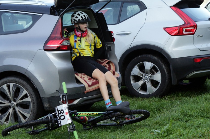 Rowerowy wyścig w Grudziądzu. Uczestnicy Północnej Ligi MTB pojechali po bezdrożach w okolicach Wisły i Cytadeli  [zdjęcia, wyniki]