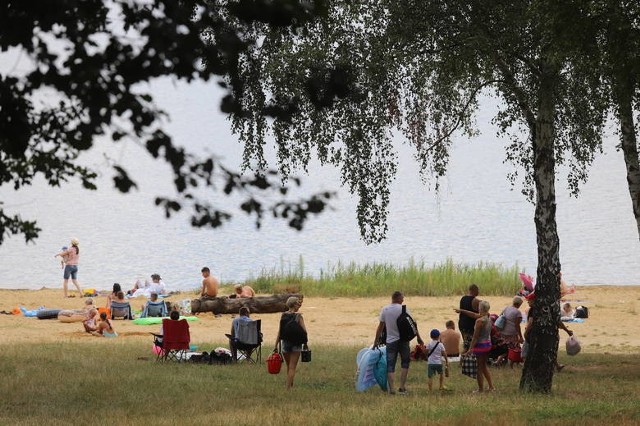 Czy bezpiecznie jest wypoczywać nad Nakłem-Chechłem? Tegoroczny sezon jest niestety tragiczny. Zobacz kolejne zdjęcia. Przesuwaj zdjęcia w prawo - naciśnij strzałkę lub przycisk NASTĘPNE