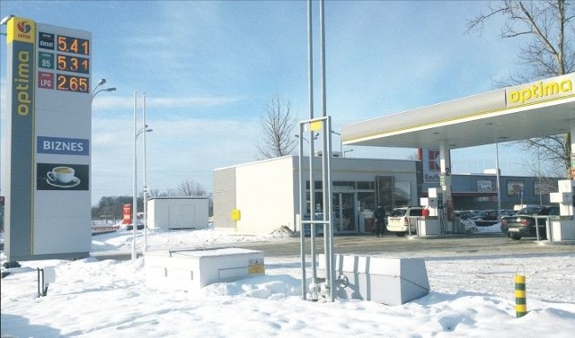Nowa stacja paliw w Białogardzie. Dzięki niej ceny benzyny i oleju napędowego w mieście spadły.