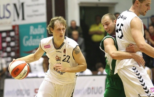 Po sześciu wygranych w lidze na drodze Energi Czarnych stanie teraz PBG Basket Poznań. 