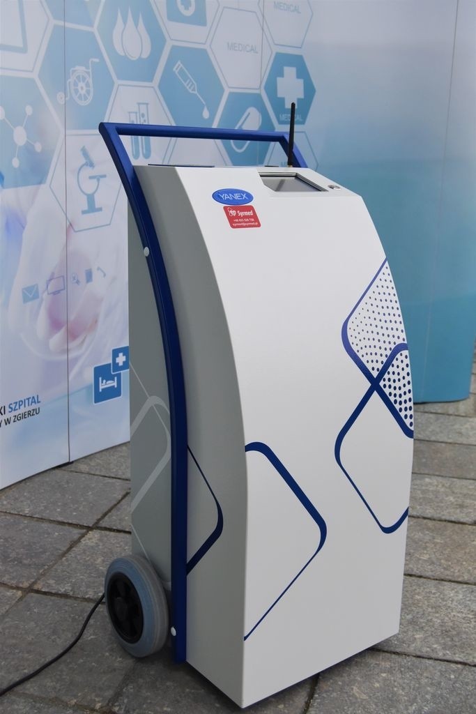 Zgierski szpital testuje nowoczesne urządzenie do dezynfekcji. Będzie zwalczało koronawirusy
