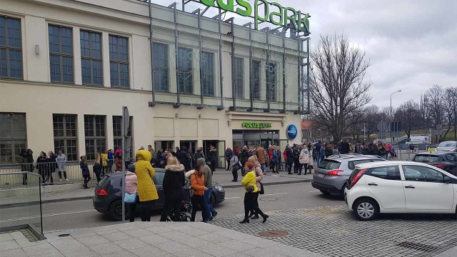 Alarm w galerii Focus Mall w Zielonej Górze. Zarządzono ewakuację budynku |  Gazeta Lubuska