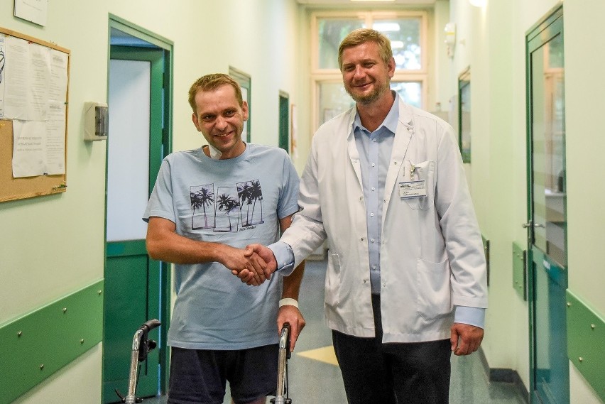 36-letni Tomasz Krupa trafił do szpitala z nawrotem...