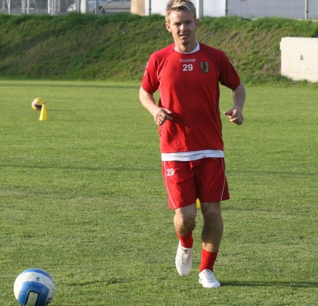 Paweł Sobolewski we wtorek jeszcze trenował, ale już w środę okazało się, że musi mieć przerwę w treningach i nie zagra w sobotę w wyjazdowym meczu z GKS Katowice.