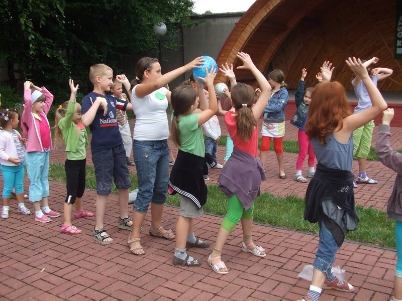 Biblioteka to nie tylko książki. Można się tu też bawić