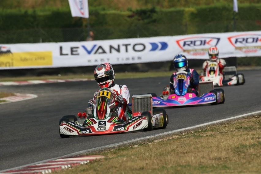 Na torze South Garda Karting w Lonato w gronie ponad 380...