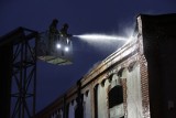 Pożar w Bydgoszczy. Doszczętnie spłonęła Fabryka Lloyda - zobacz zdjęcia