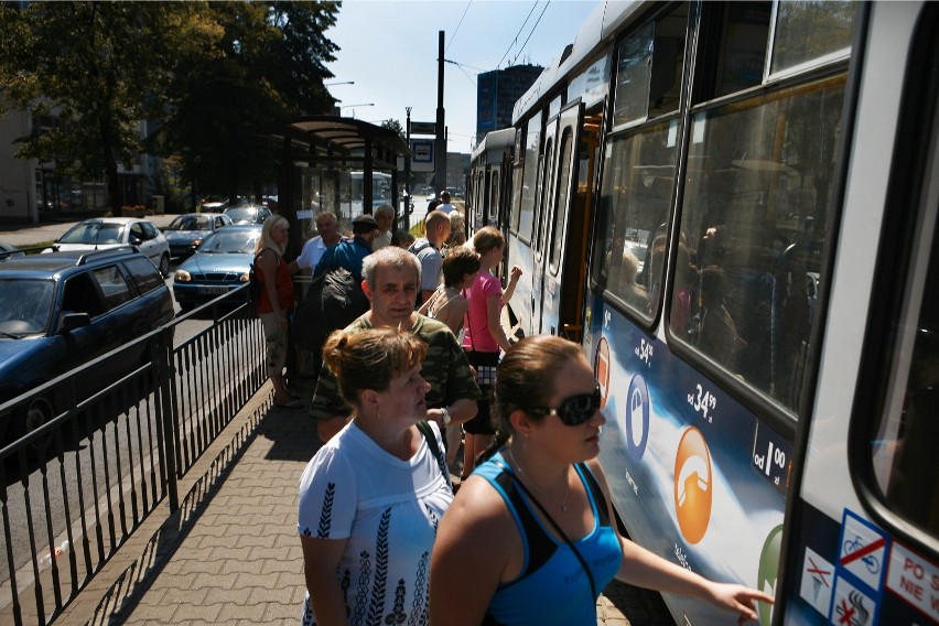 Tłok w autobusach i tramwajach