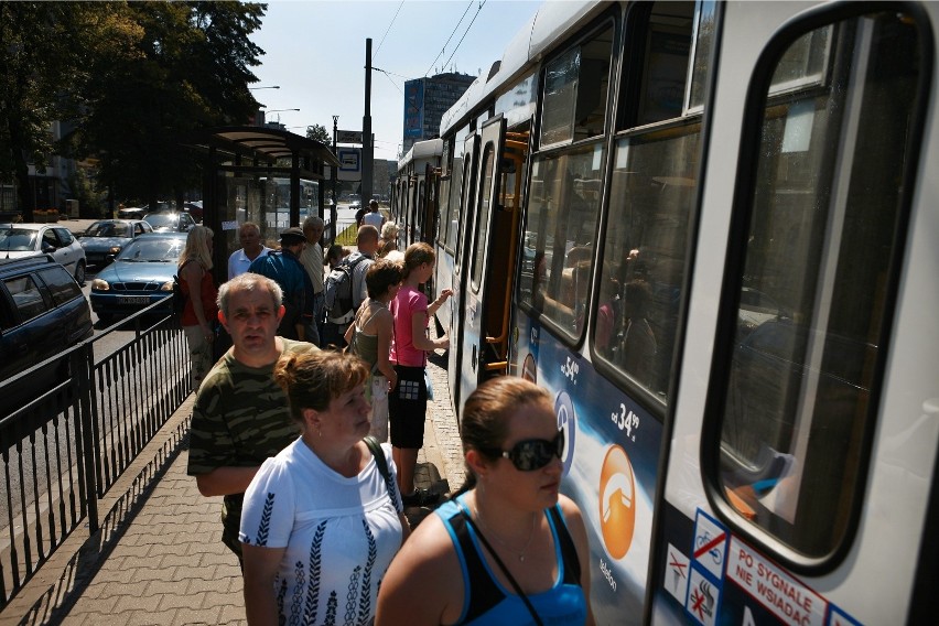 Tłok w autobusach i tramwajach