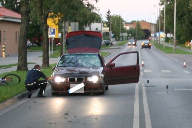 Kierowca samochodu został zatrzymany w policyjnym areszcie