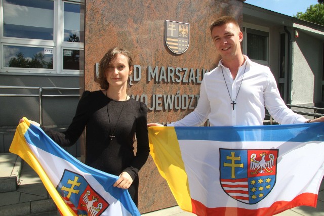 Anna Pałys i Łukasz Synowiec o wyjeździe do Ameryki Południowej opowiedzieli podczas spotkania w Urzędzie Marszałkowskim