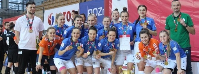 Akademicki mistrz Polski w futsalu kobiet - Uniwersytet...