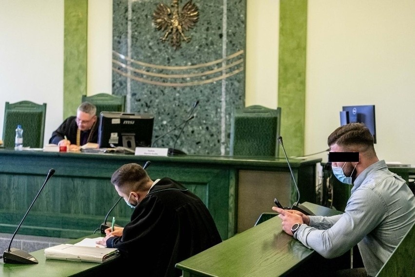 Napad na właściciela kantoru w Białymstoku. Jeden oskarżony prawomocnie skazany na więzienie. Drugiego czeka ponowny proces