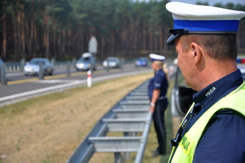 Lubuscy policjanci w weekend już od godz. 4 rano pełnili...