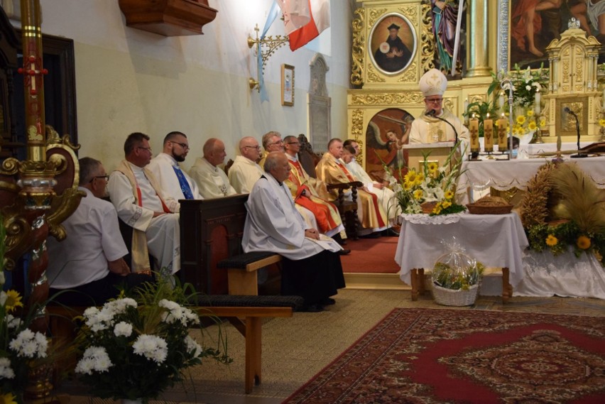 Dożynki diecezji toruńskiej 2020 zorganizowano w Nowej Wsi...
