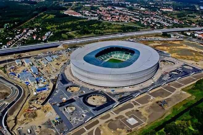 Stadion we Wrocławiu może pomieścić ok. 42 tys. kibiców