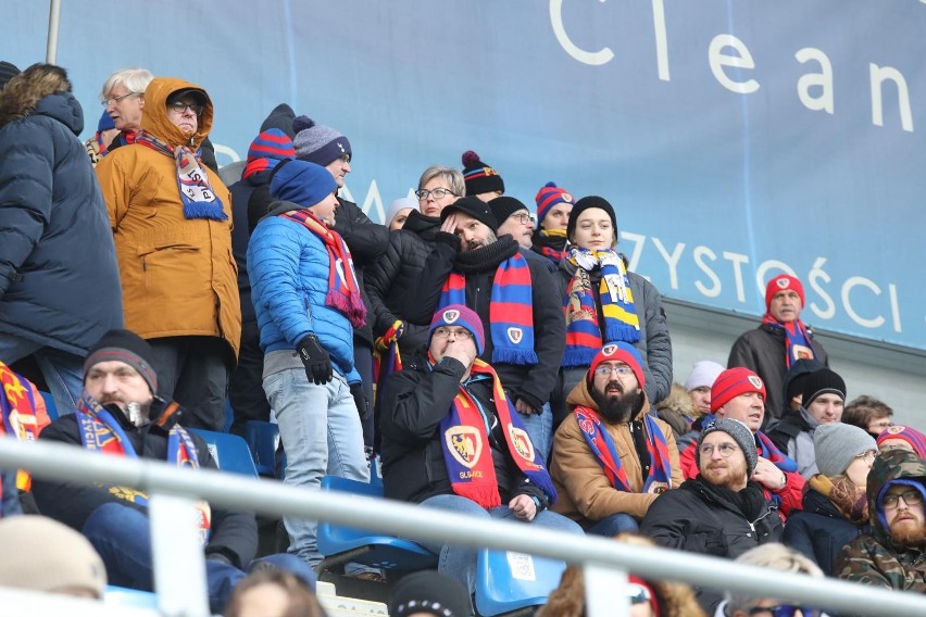 29.01.2023 r. Kibice na meczu Piasta Gliwice z Jagiellonią....