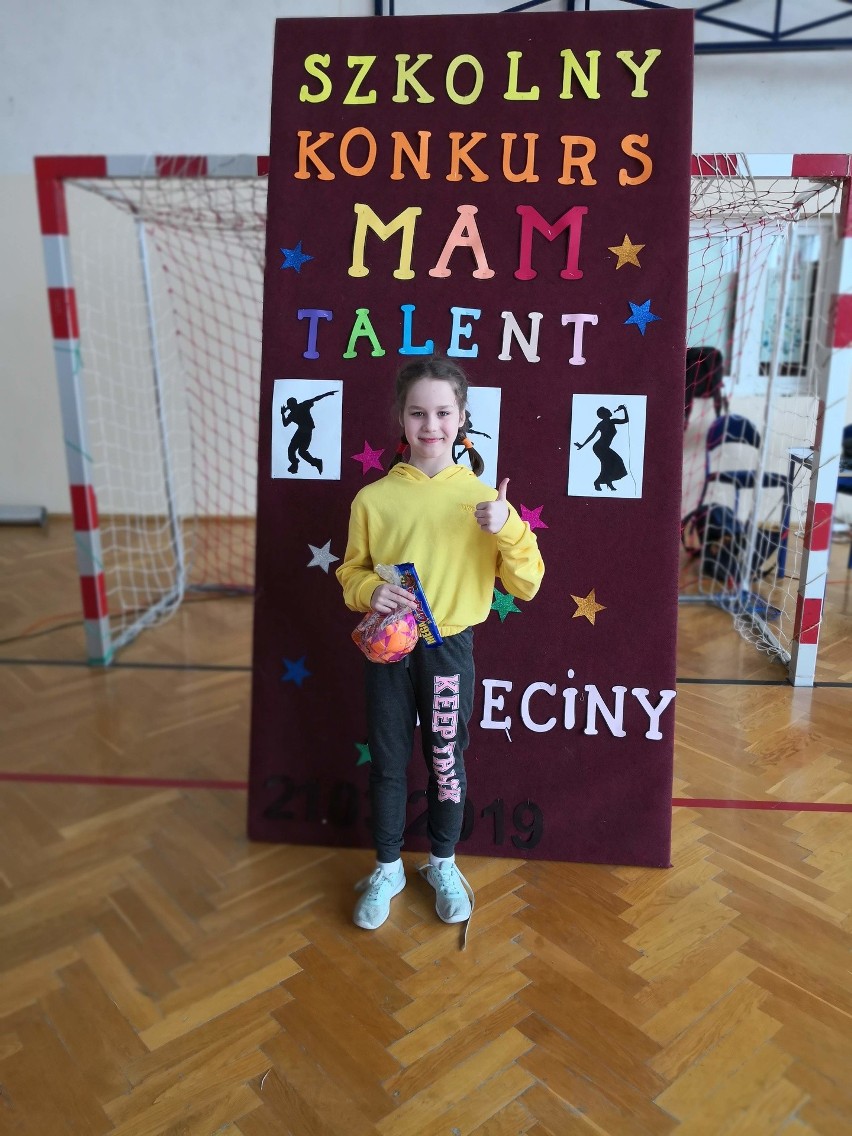 Osięciny, szkolny turniej "Mam talent"