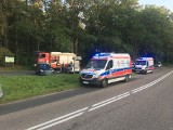 Wypadek. Opel dachował pod Koszalinem [ZDJĘCIA]