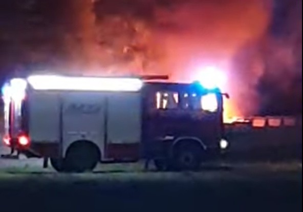 Pożar aut w Łosinie