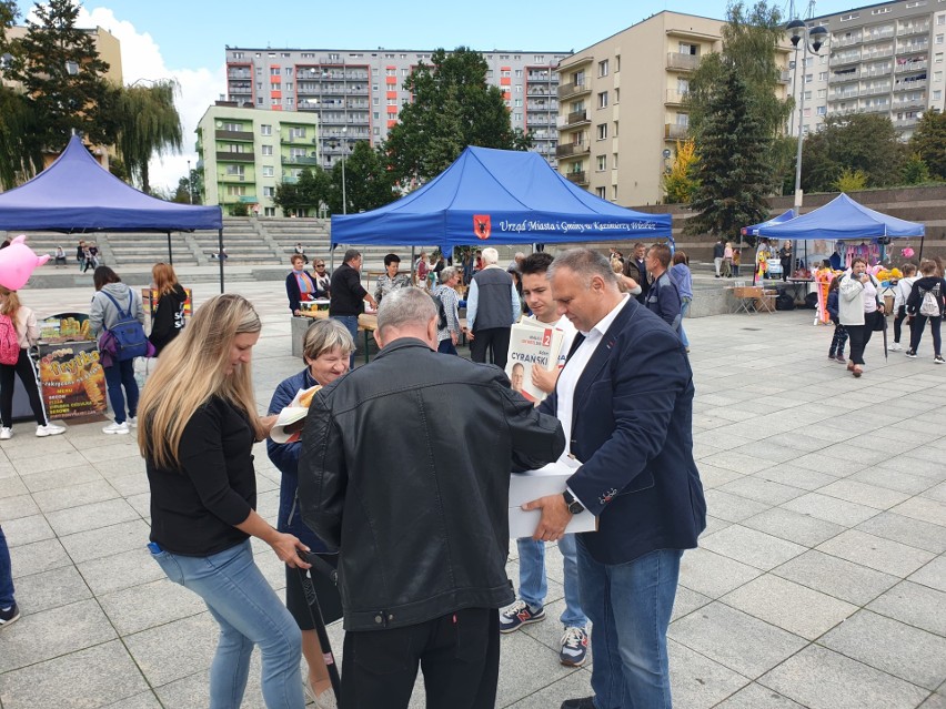 Poseł Adam Cyrański, kandydat Koalicji Obywatelskiej do Sejmu, w wyborczej podróży po Świętokrzyskiem. Spotkania i rozmowy z mieszkańcami