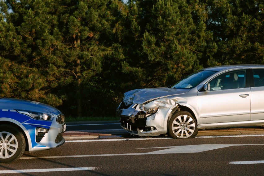 Wypadek w Krzemienicy na trasie Rzeszów - Łańcut. Ranne zostały dwie osoby [ZDJĘCIA] 