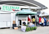 Sobota na targowisku "Przy Śląskiej" w Radomiu. Sprawdź aktualne ceny warzyw i owoców - zobacz zdjęcia
