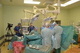 Pierwsza w województwie operacja wszczepienia protezy prącia zakończyła się sukcesem [ZDJĘCIA]