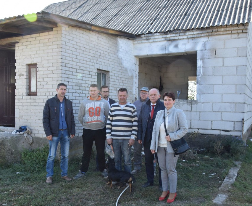 19-letni Arkadiusz zginął w pożarze domu. Gmina organizuje...