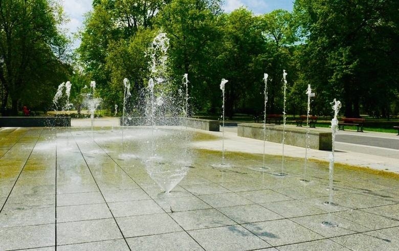 Nowa fontanna w parku im. Poniatowskiego. To jedna z...