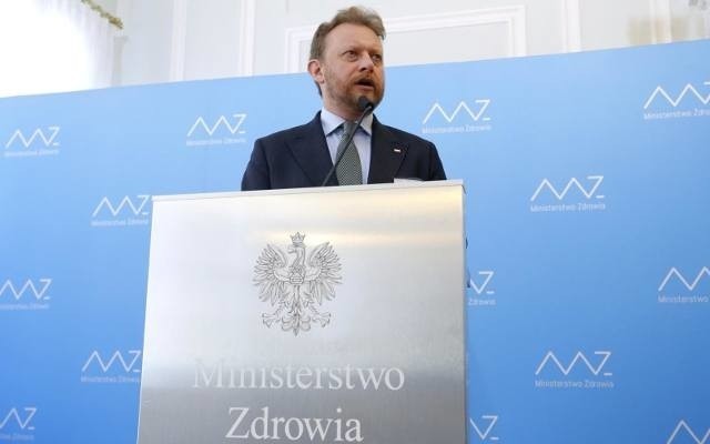 Minister Łukasz Szumowski podkreślał, że ponownie otwarcie...